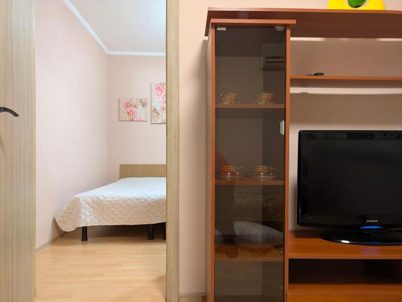 Comfort24 Apartments on Gagarina Prospect Dnipro Exterior photo
